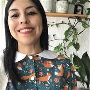 Soy profesora de Filosofía de la Universidad de Santiago (USACH) con experiencia en Bachillerato Internacional. Ofrezco clases para estudiantes de diferentes niveles, ya sea enseñanza media o universitaria, o bien, cualquier persona que busque introducirs